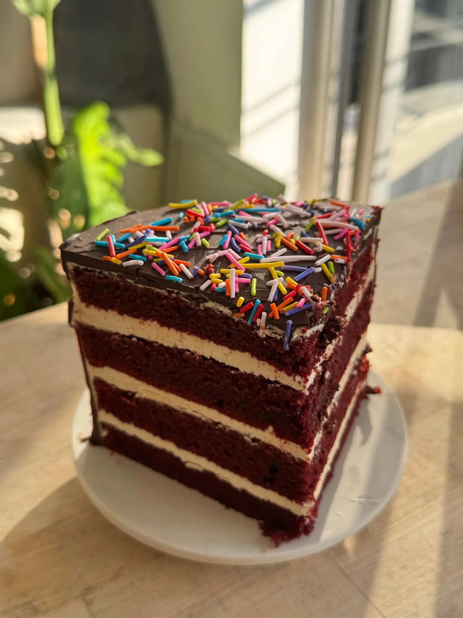 עוגת Red velvet יום הולדת